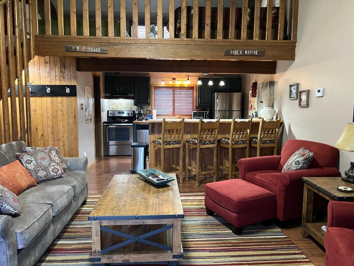 Aspen West 5 Townhouse With High Speed Wifi Apartamento Red River Exterior foto