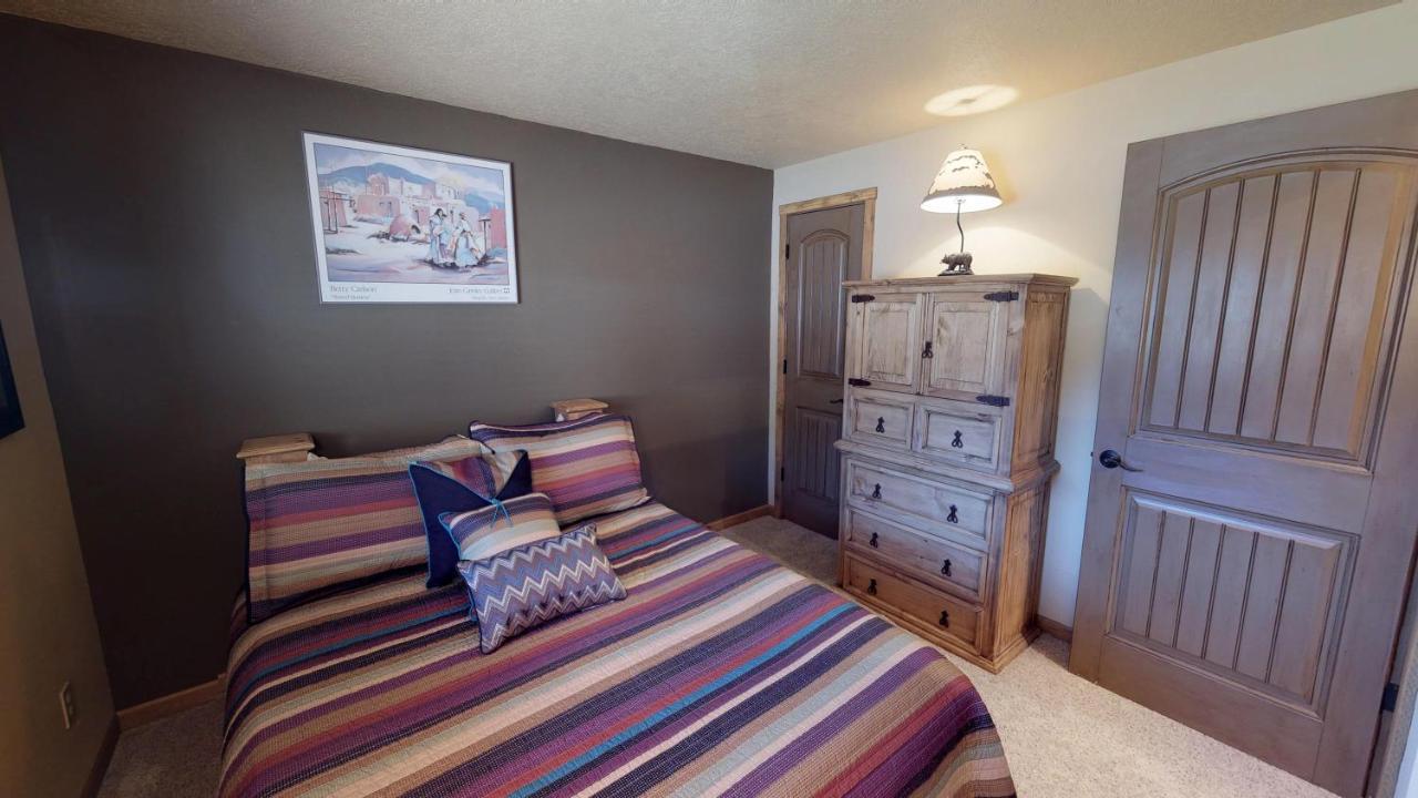 Aspen West 5 Townhouse With High Speed Wifi Apartamento Red River Exterior foto