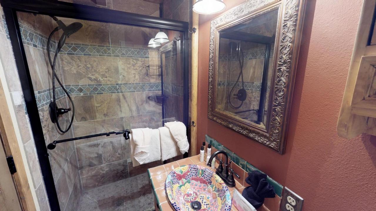 Aspen West 5 Townhouse With High Speed Wifi Apartamento Red River Exterior foto